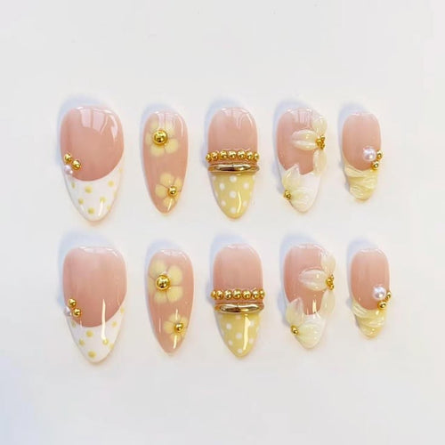 Press On Nails – Nude & Yellow 3D Flowers 🌼✨